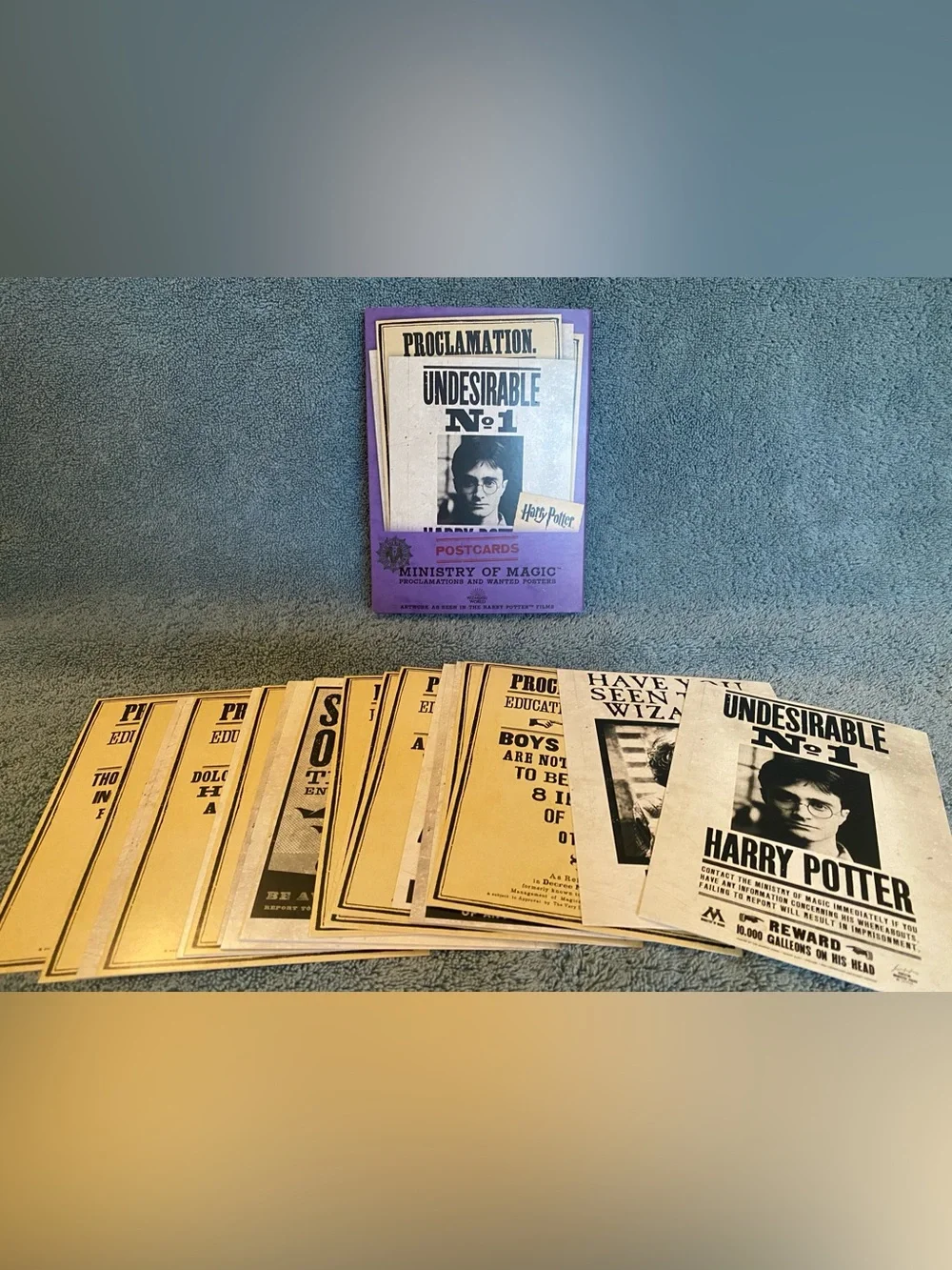 Harry Potter MinaLima Ministry of Magic Postcard Set Proclamations & Wanted Post